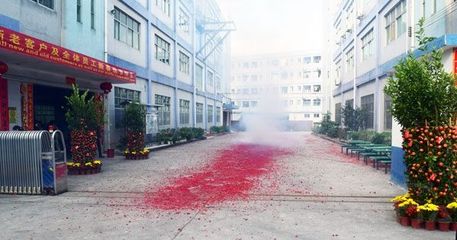 深圳uv打印機廠家_背景墻打印機廠家_玻璃印花機_皮革印花機_金屬標牌打印機_手機殼打印機