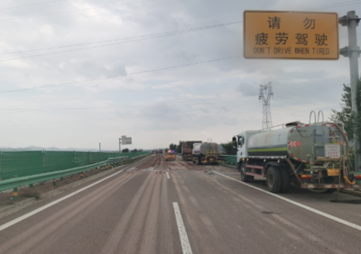 強化路面巡查,確保高速公路施工安全